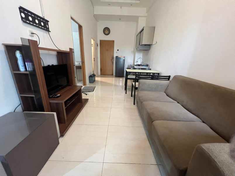 dijual apartemen jalan bukit darmo boulevard