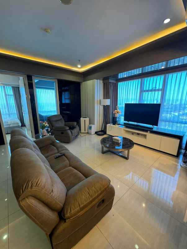 dijual apartemen jalan pakuwon indah