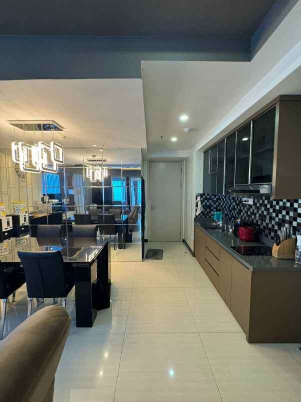 dijual apartemen jalan pakuwon indah