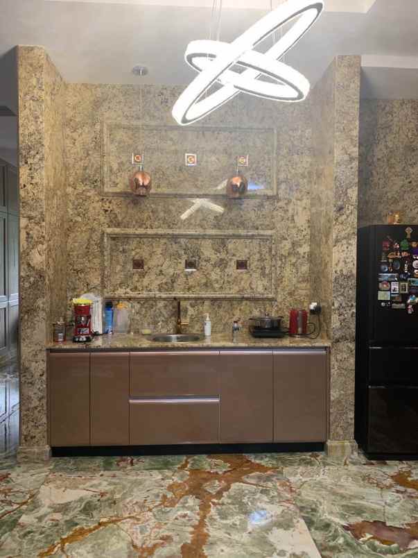 dijual apartemen paladian park kelapa