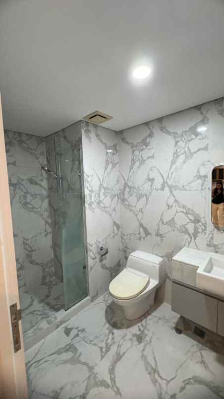dijual apartemen the voila ciputra world