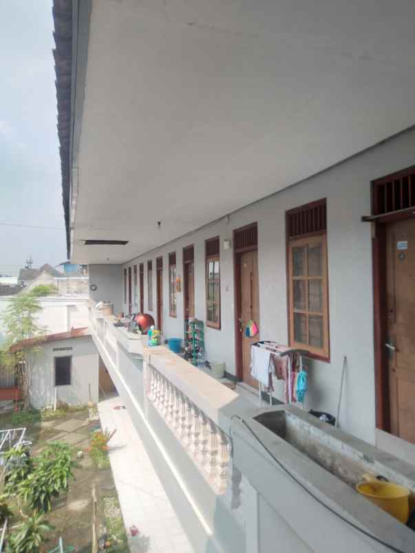 dijual cepat kost strategis