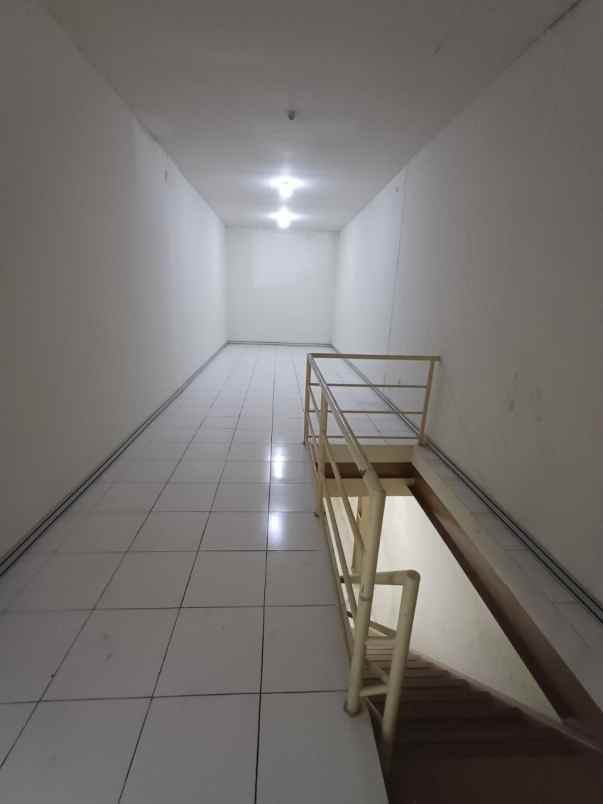 dijual depo pergudangan area sidoarjo