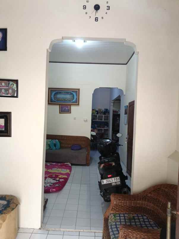 dijual full renovasi rumah bagus di pamulang tangsel