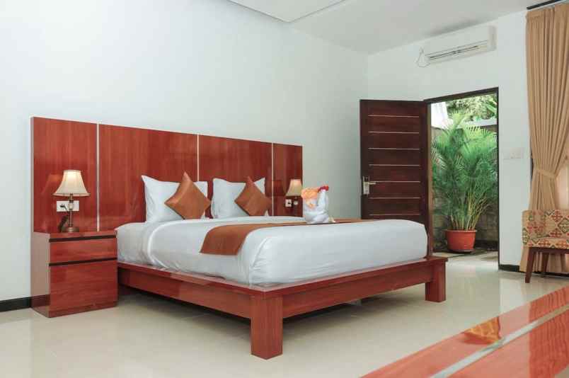 dijual hotel jl shri lakshmi legian kec