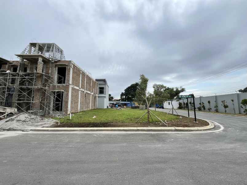 dijual kavling hook di komplek citraland helvetia