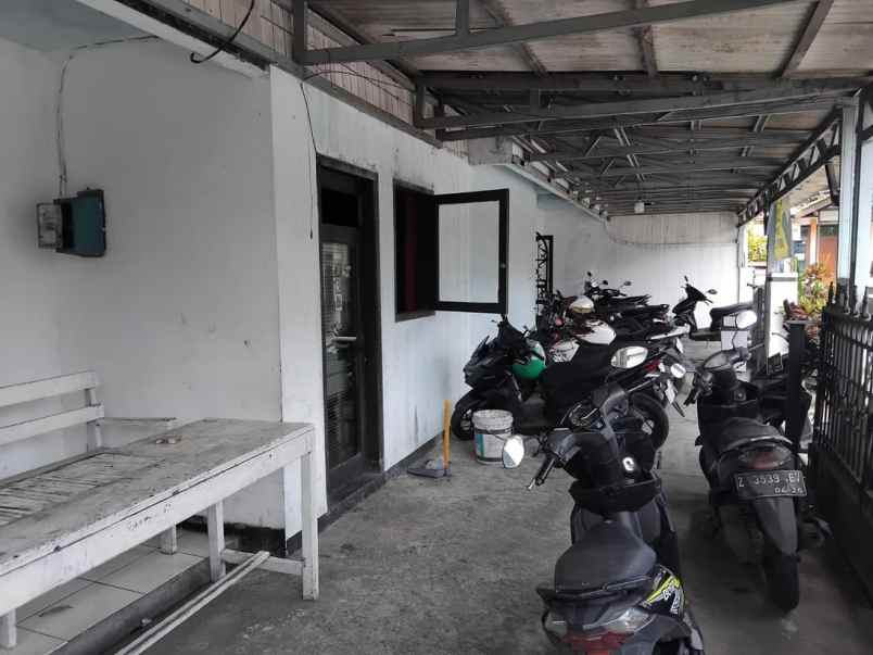 dijual kost jl antapani