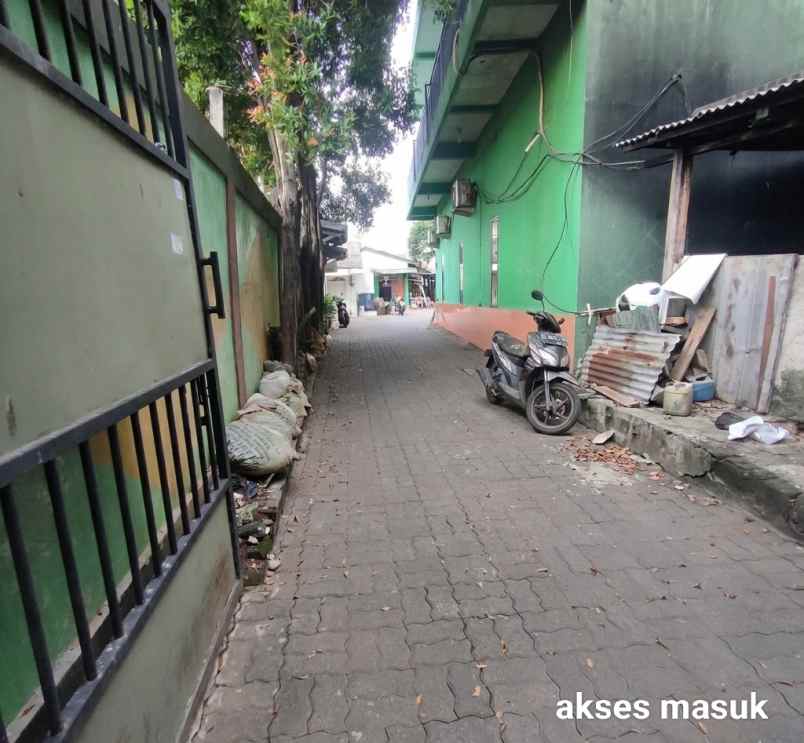 dijual kost jl cirendeu raya