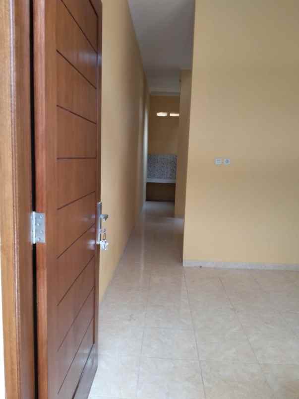 dijual kost jl darussalam