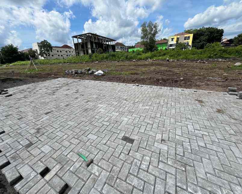 dijual kost jogja di jl pandanaran dekat pasar umbul