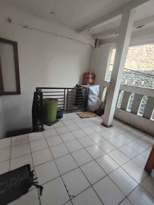 dijual kost rawa badak