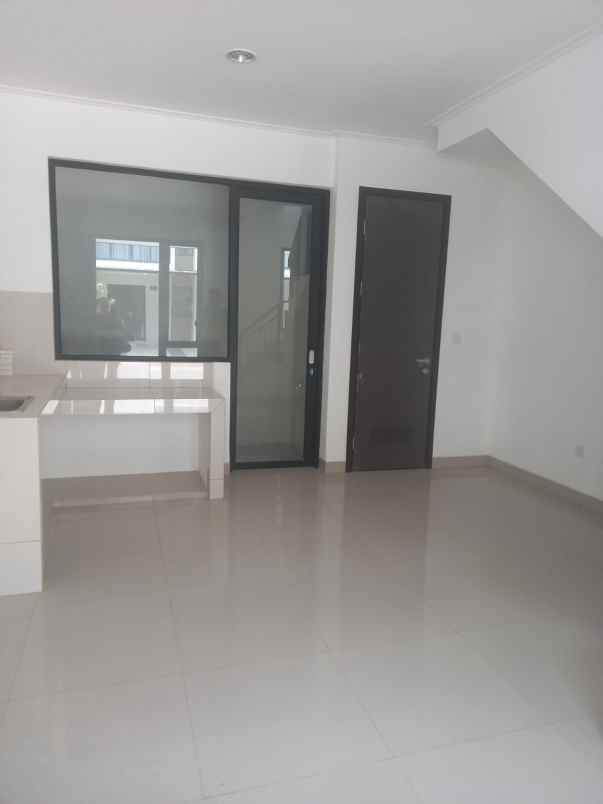 dijual murah rumah pik2 milenial 4 5x10