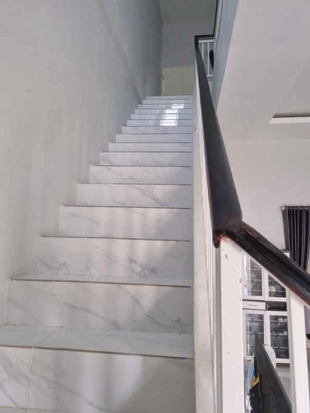 dijual perumahan medan johor