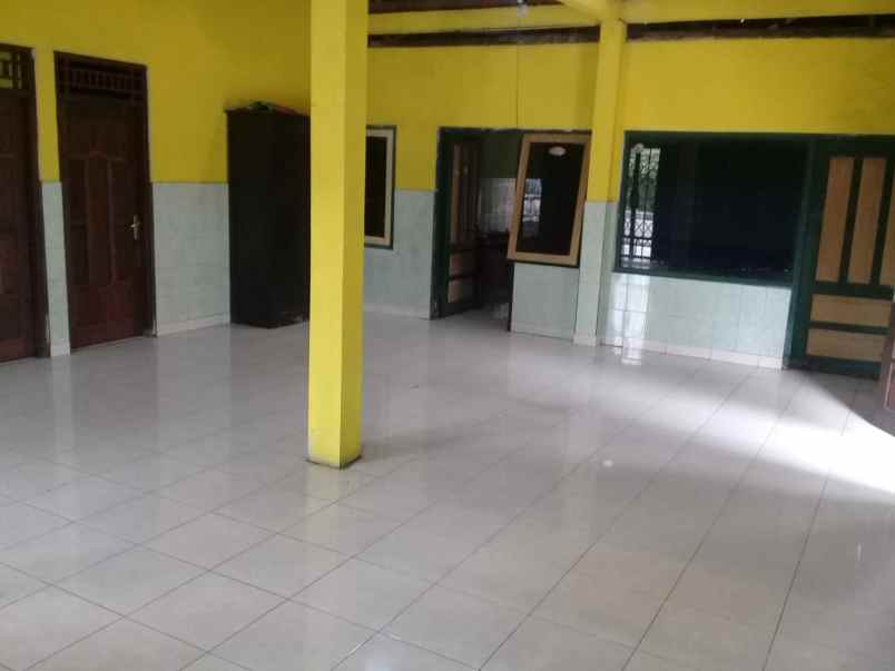dijual ruko gudang kantor jalan magelang km 13