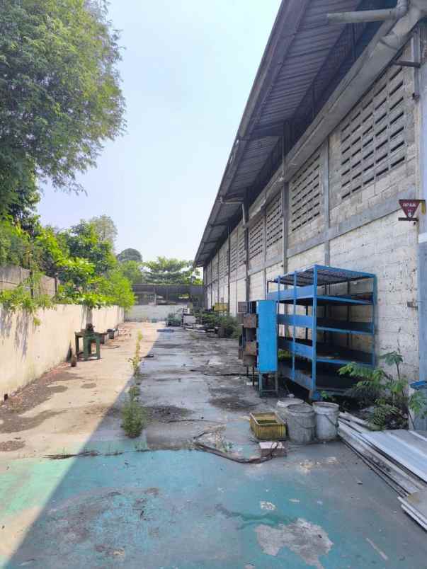 dijual ruko gudang kantor jalan raya setu bekasi