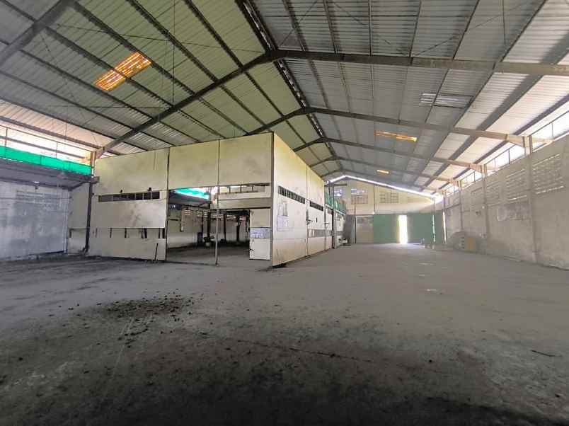 dijual ruko gudang kantor jalan raya setu bekasi