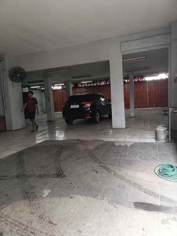 dijual ruko gudang kantor jalan raya sultan agung bekasi