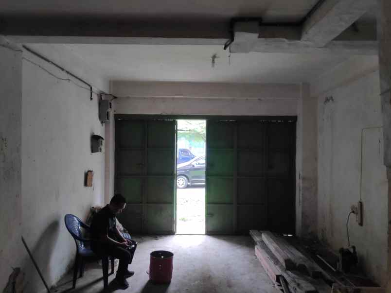 dijual ruko gudang kantor jl akmal no 830 kel pasar