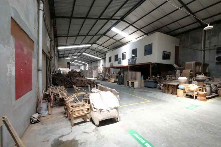 dijual ruko gudang kantor jl wahyono blok f no 01