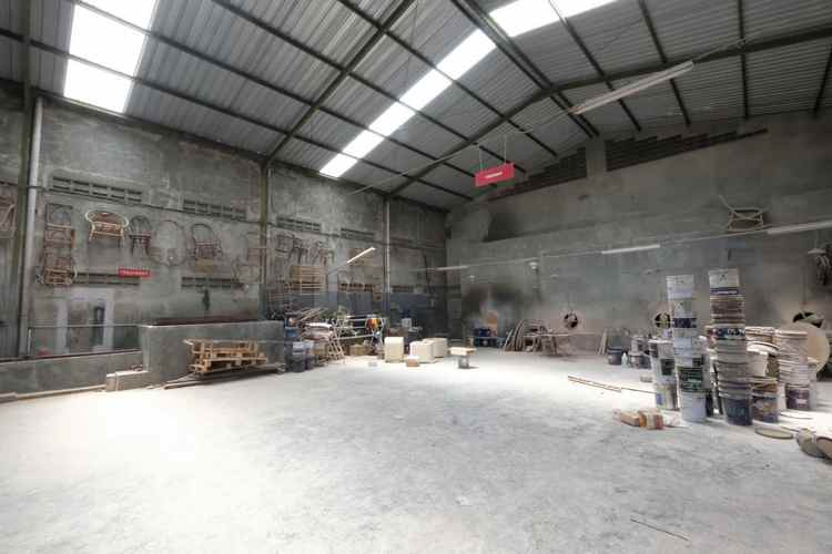 dijual ruko gudang kantor jl wahyono blok f no 01