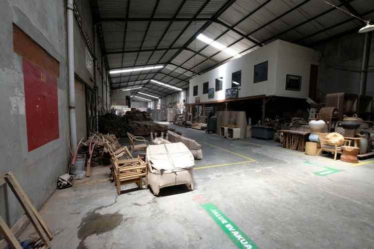 dijual ruko gudang kantor jl wahyono blok f no 01