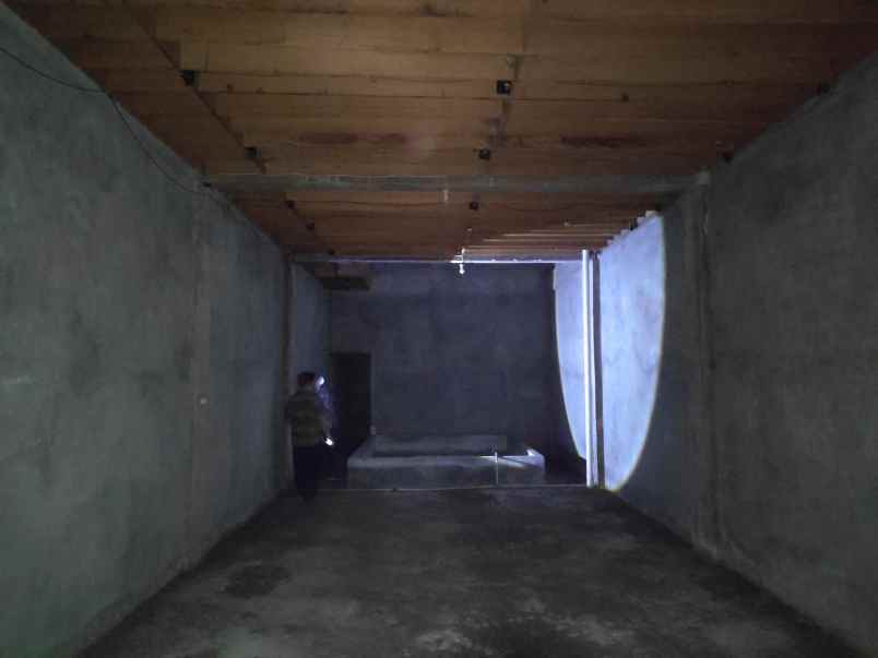 dijual ruko gudang kantor lr araudah no 668 a kel