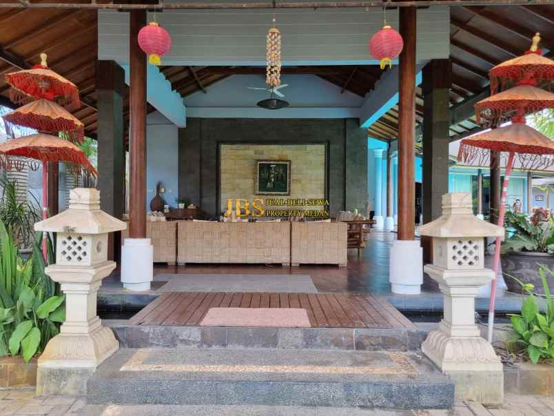 dijual rumah 1 tingkat di komplek graha helvetia medan