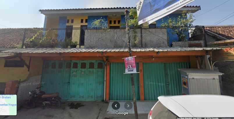 dijual rumah 2 lantai