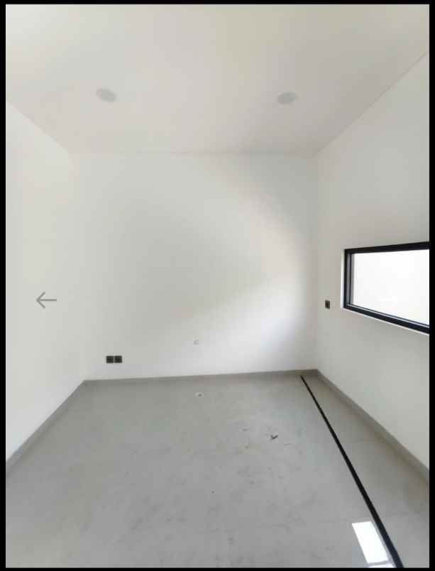 dijual rumah 2 lantai baru di sayap setiabudi bandung