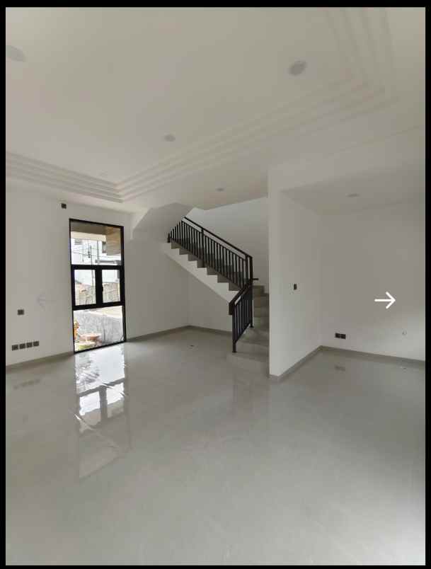 dijual rumah 2 lantai baru di sayap setiabudi bandung