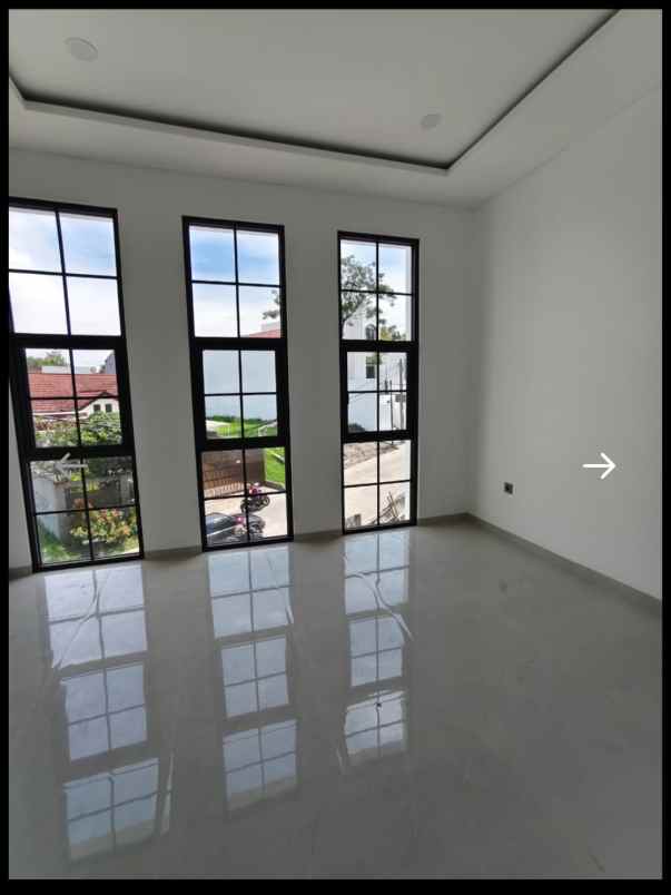 dijual rumah 2 lantai baru di sayap setiabudi bandung
