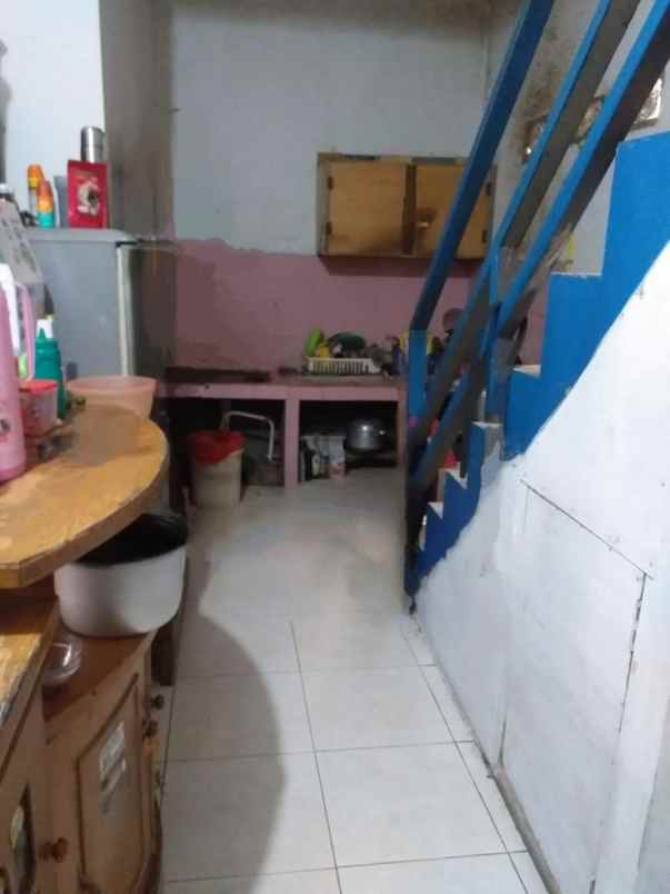 dijual rumah 2 lantai beji depok