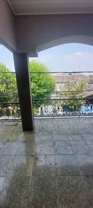 dijual rumah 2 lantai dekat rumah sakit di pengasinan