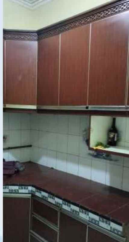 dijual rumah 2 lantai siaphuni di taman pulogebang