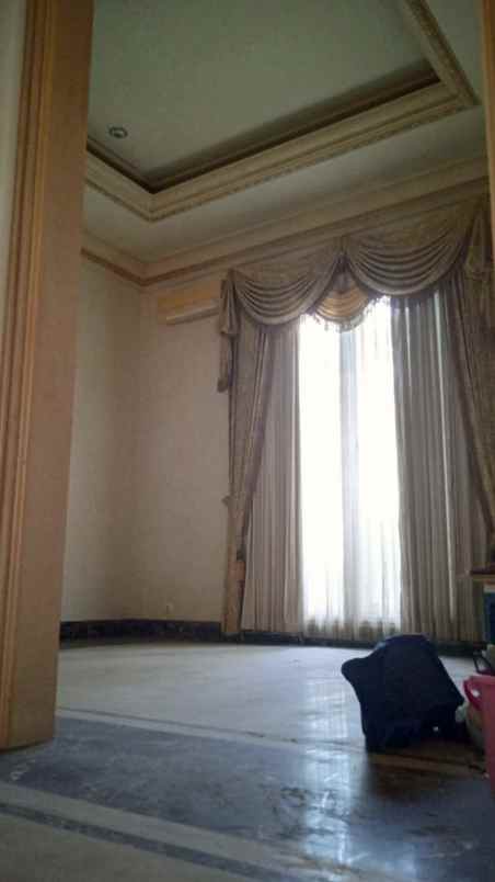 dijual rumah araya 1 galaxy bumi permai
