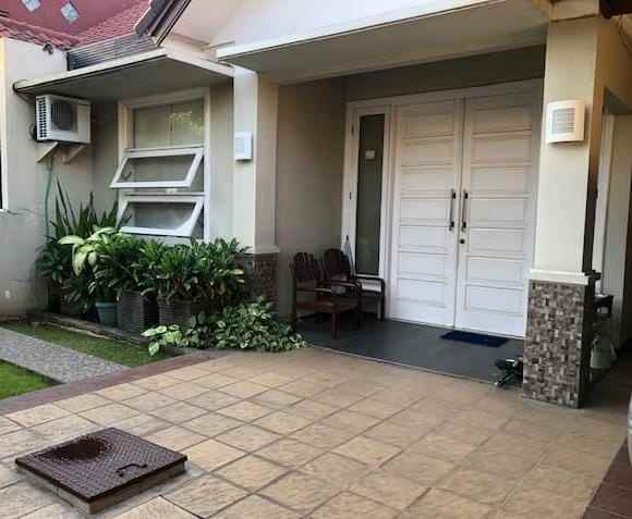 dijual rumah araya