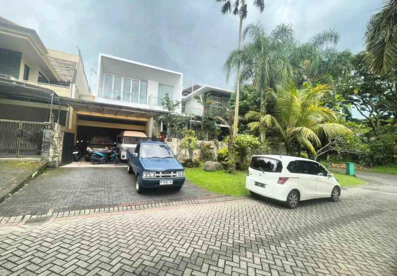 dijual rumah araya blimbing malang
