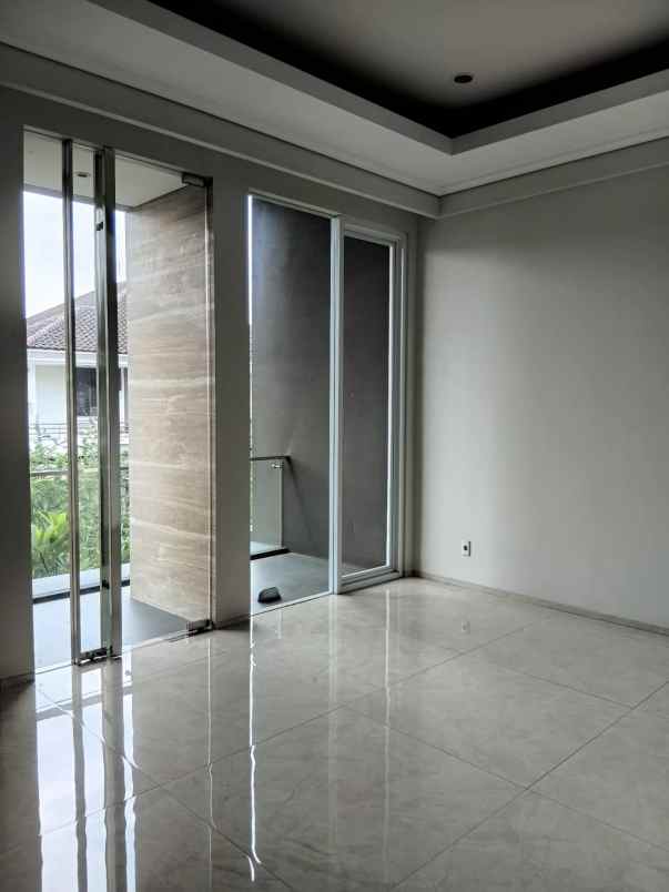dijual rumah araya galaxy bumi permai