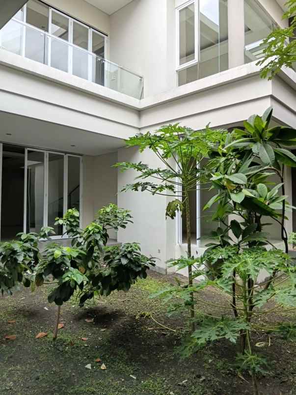 dijual rumah araya galaxy bumi permai