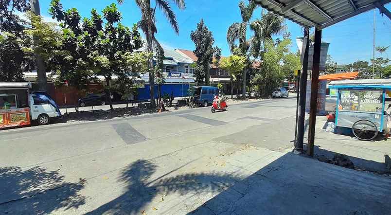 dijual rumah arcamanik endah