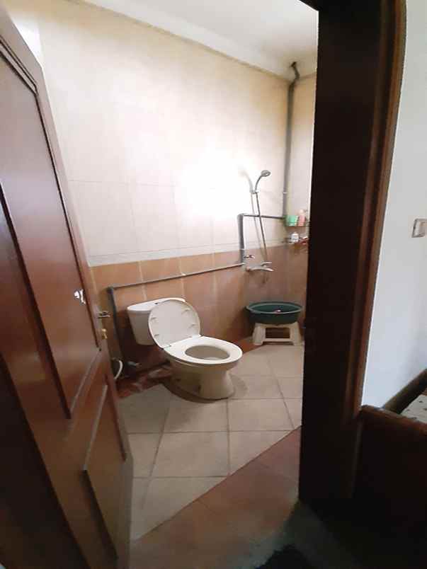 dijual rumah arcamanik endah