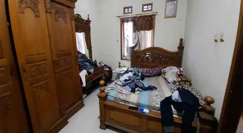 dijual rumah arcamanik endah