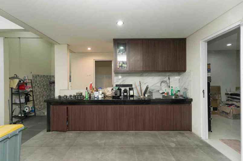 dijual rumah asera one east harapan