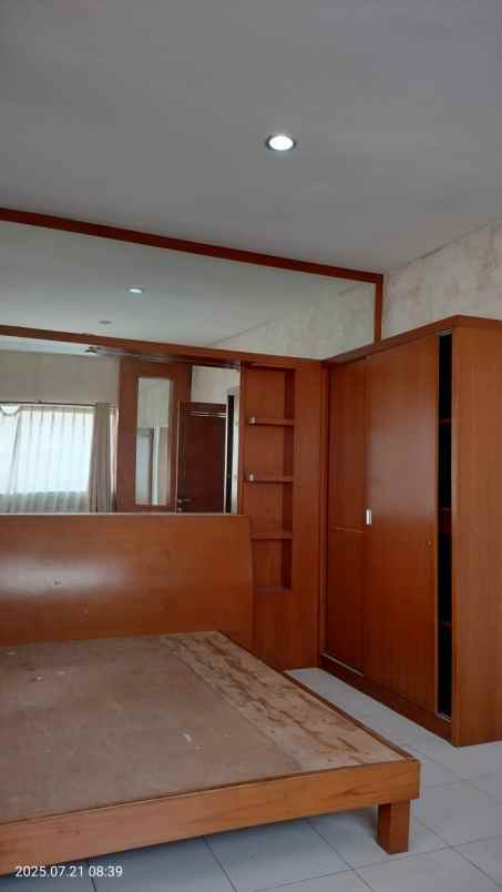 dijual rumah babakan loa