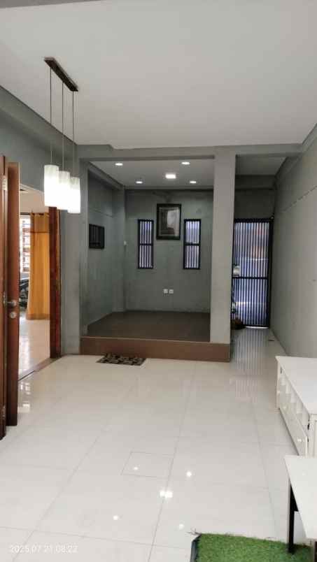 dijual rumah babakan loa
