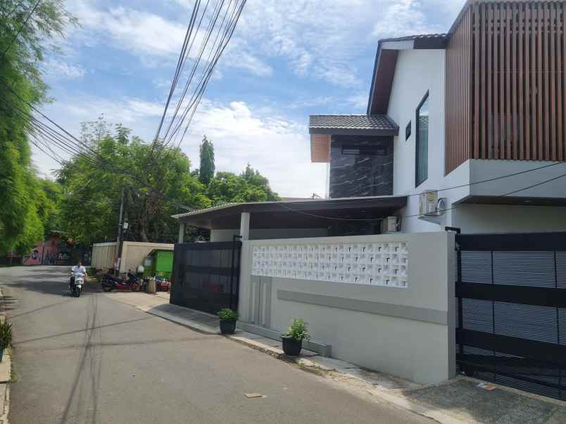 dijual rumah bangun cipta sarana bcs