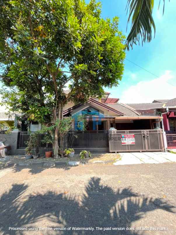 dijual rumah baros