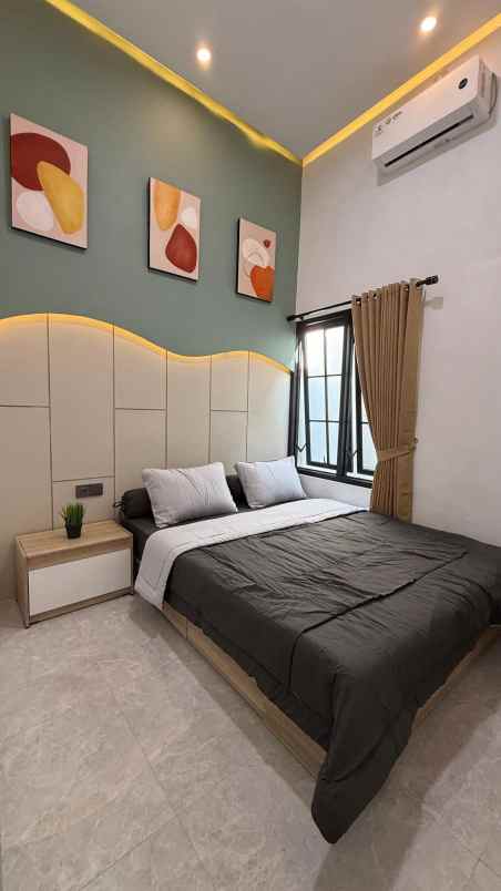dijual rumah baru cantik full furnished kota malang