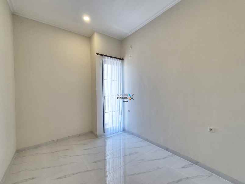 dijual rumah baru sutorejo prima selatan