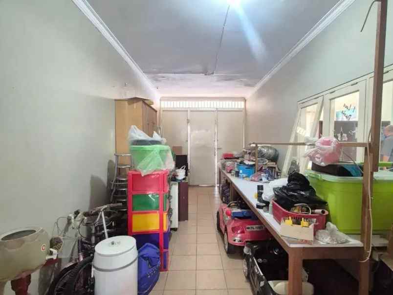 dijual rumah bumi permai araya